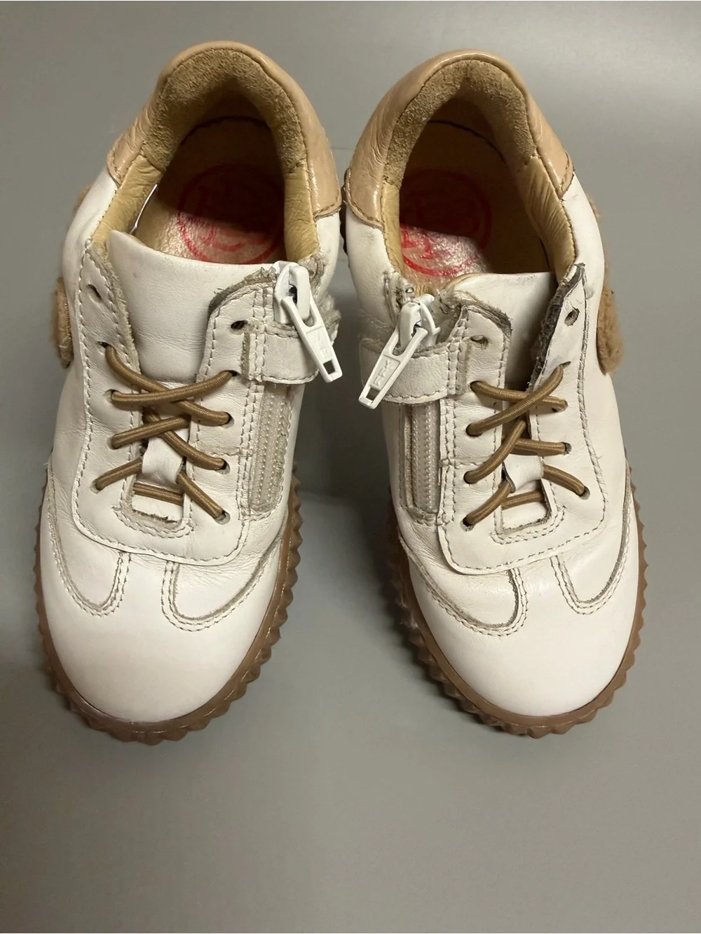 BLUBLONC TODDLER WHITE BEAR SNEAKERS Sz 27 US 10
